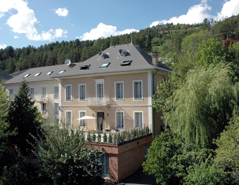 Hotel Spa Azteca Barcelonnette Exterior photo